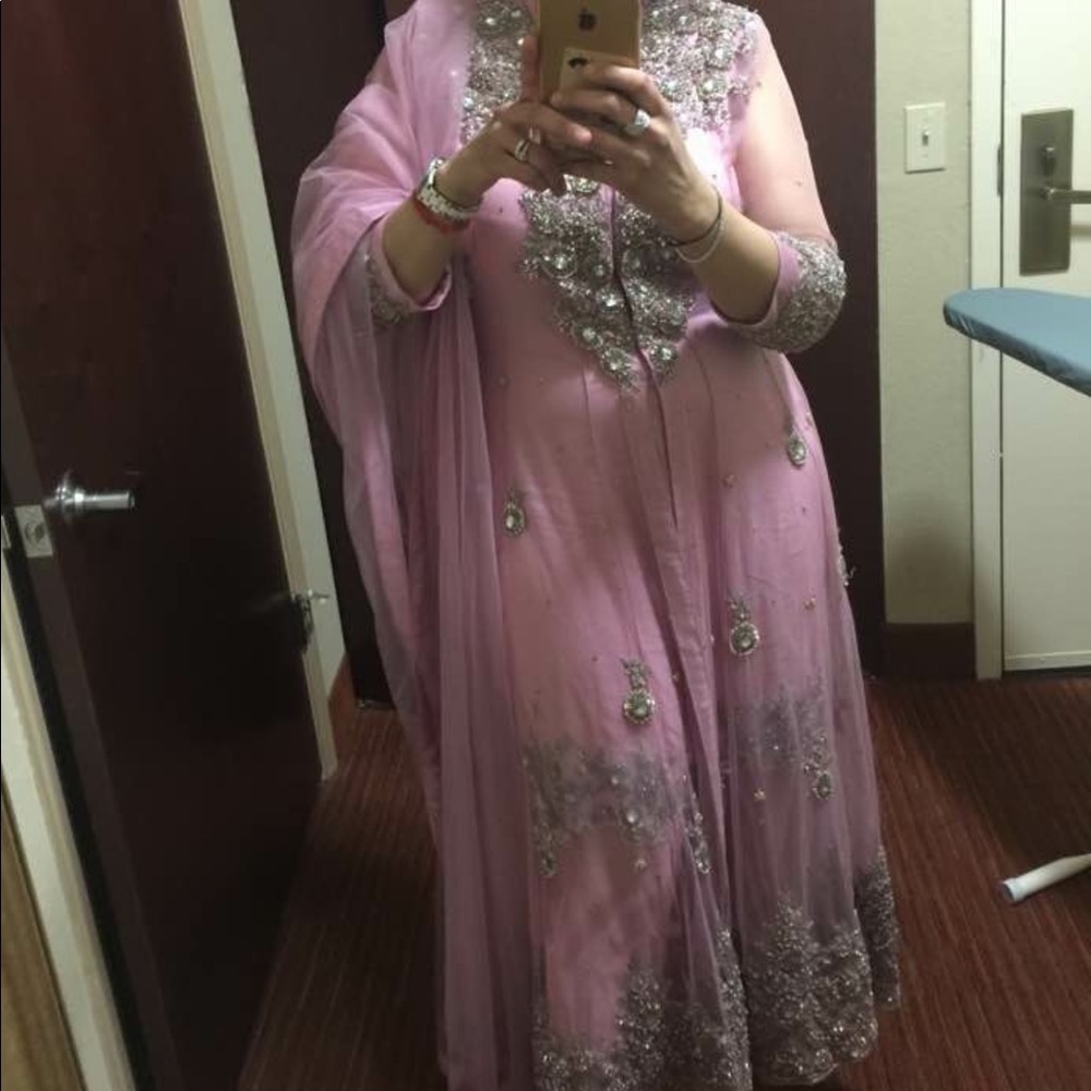 Four piece indian/pakistani ethnic wear